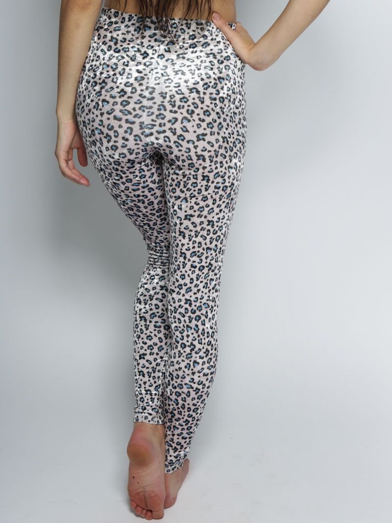 Woman wearing Spotted Blue Leopard Velvet Leggings, back view 4