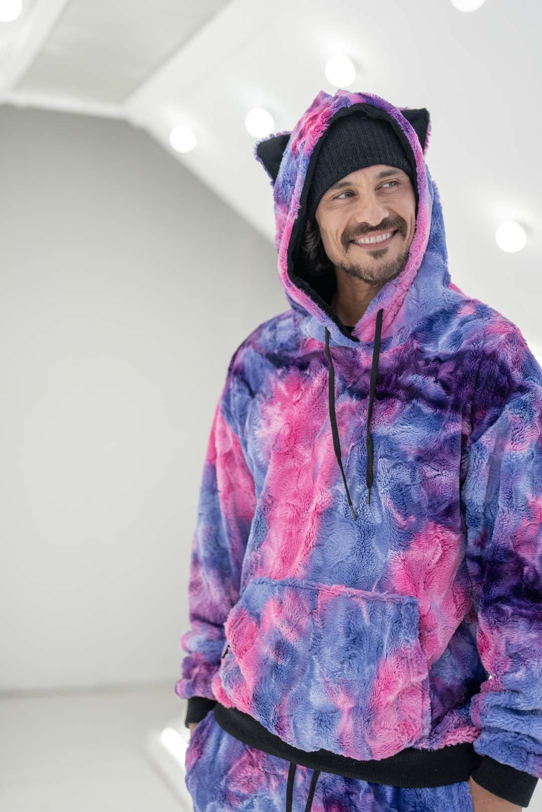 Pink fluffy hoodie mens sale