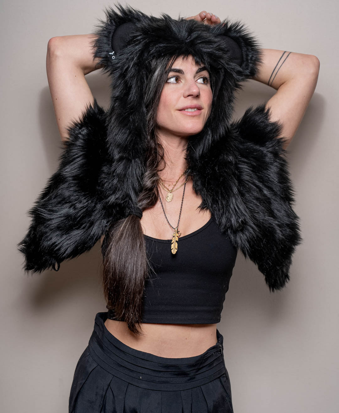 Black Bear Classic Faux Fur Shawl | Women's