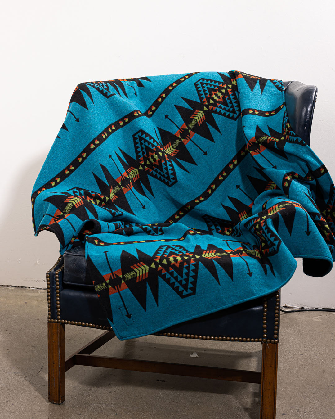 Grey Wolf Feather Light Fabric Throw