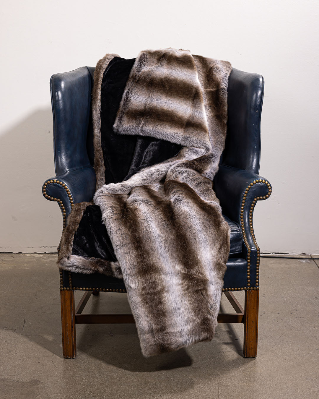 Limited Edition Faux Fur Throw | Chinchilla