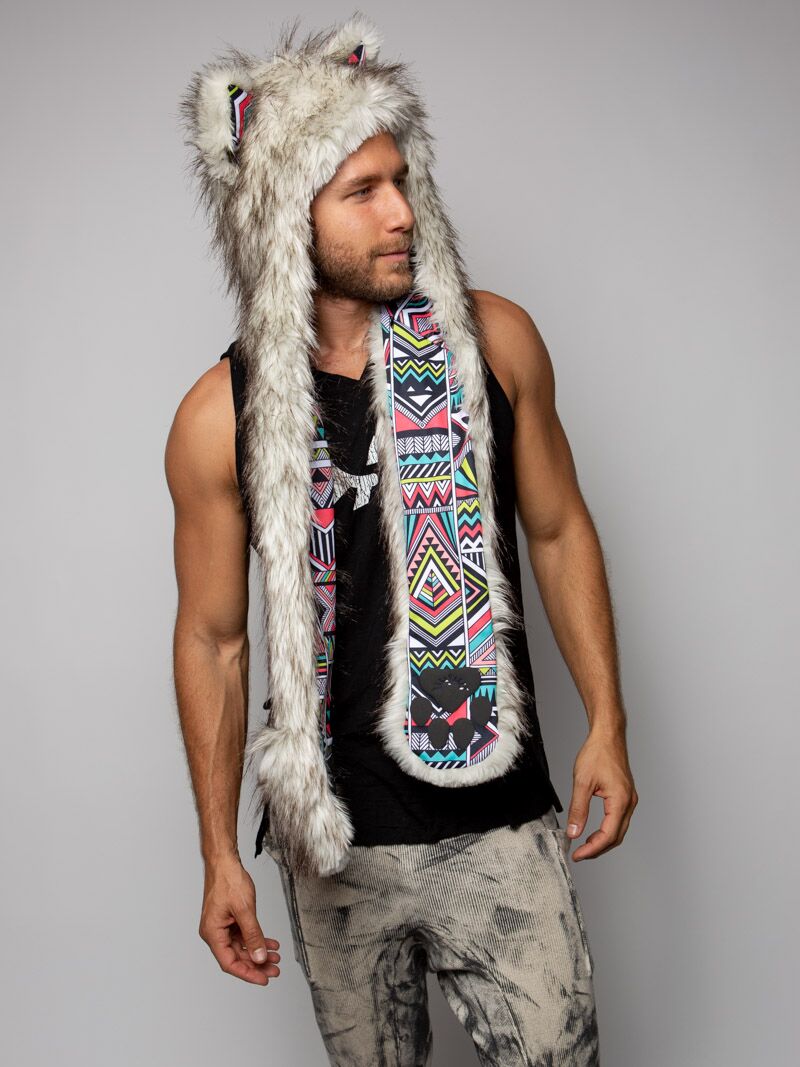 Exterior and Interior View of Summer Siberian Husky CE SpiritHood 