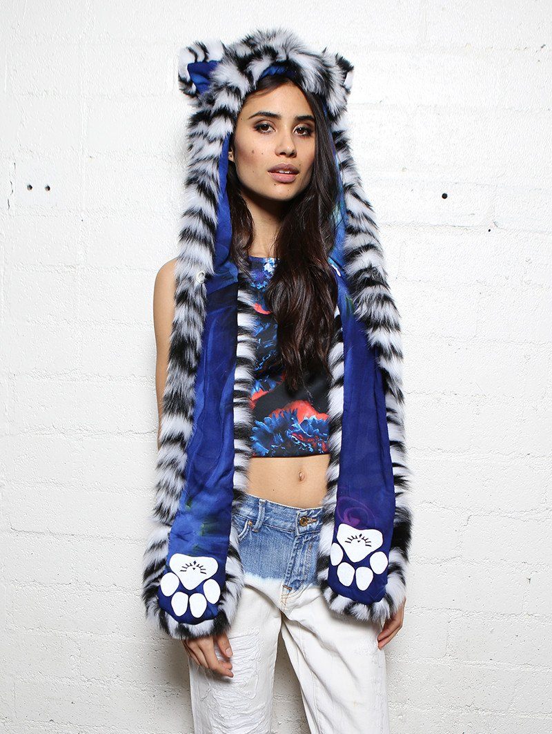 Oceana White Tiger Collector SpiritHood on Female Model