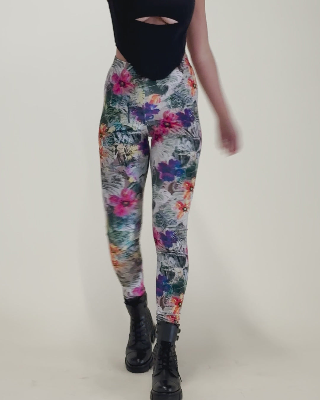 Safari Garden Velvet Leggings | Women's