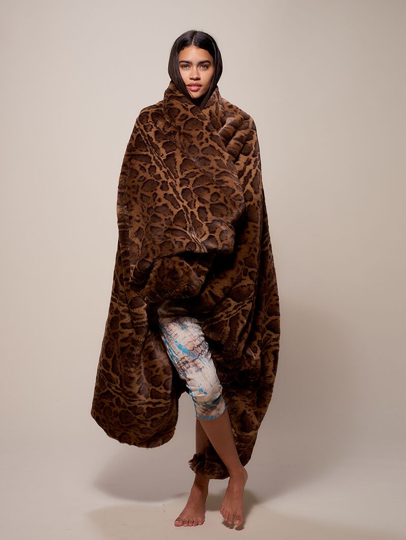 Luxury Leopard Faux Fur Throw on Female